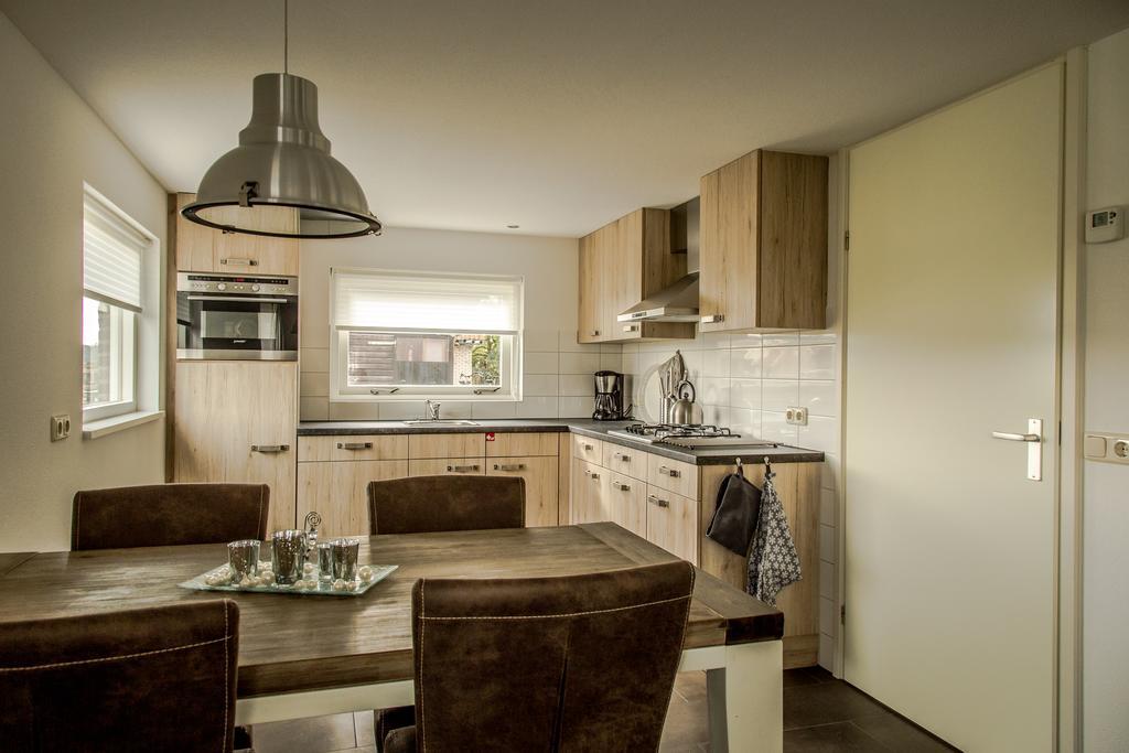 Het Kleine Landgoed Villa Haarle Bagian luar foto