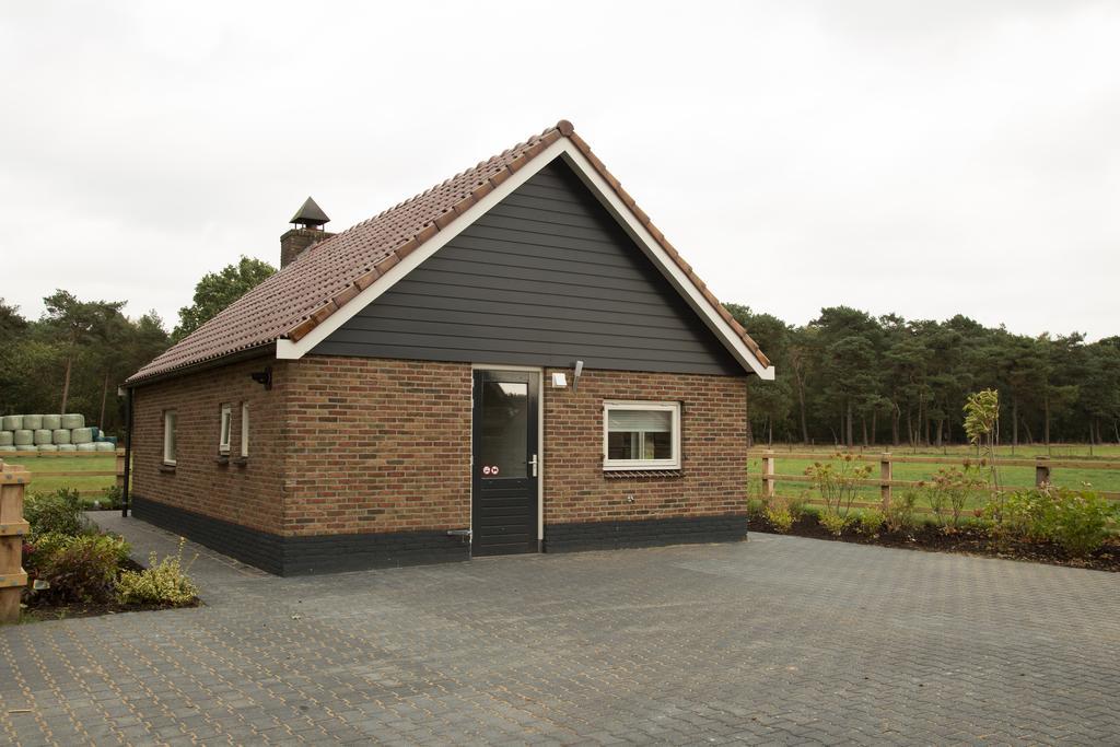 Het Kleine Landgoed Villa Haarle Bagian luar foto