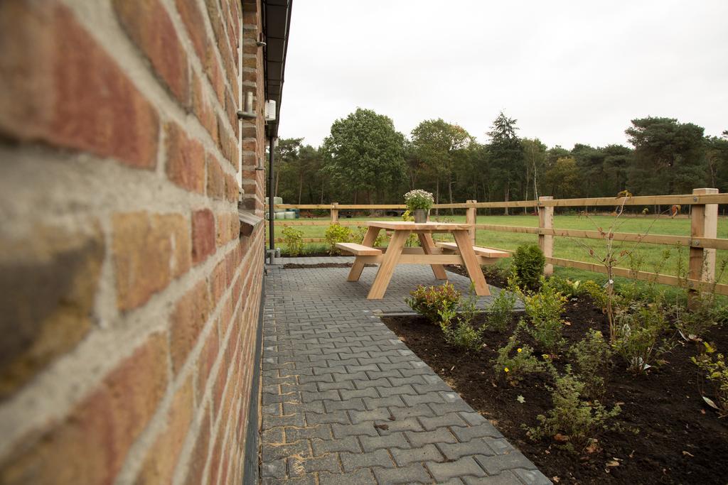 Het Kleine Landgoed Villa Haarle Bagian luar foto
